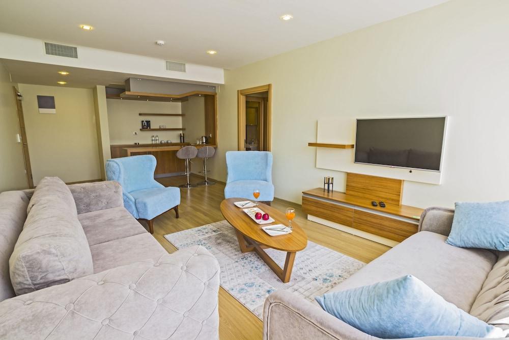 טראבזון Alesha Suite Otel מראה חיצוני תמונה